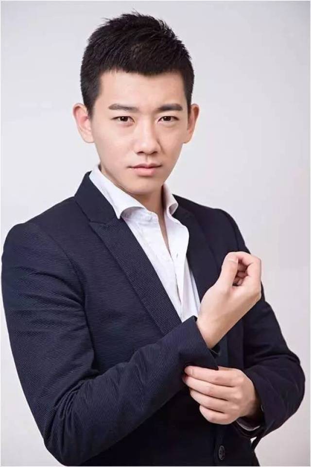 演员郭鹏个人资料及日常故事揭秘